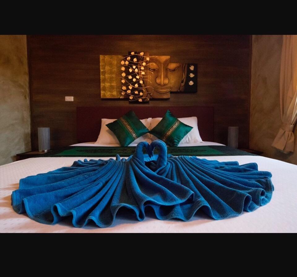 Royal Chang Of Siam Boutique Resort Rawai エクステリア 写真